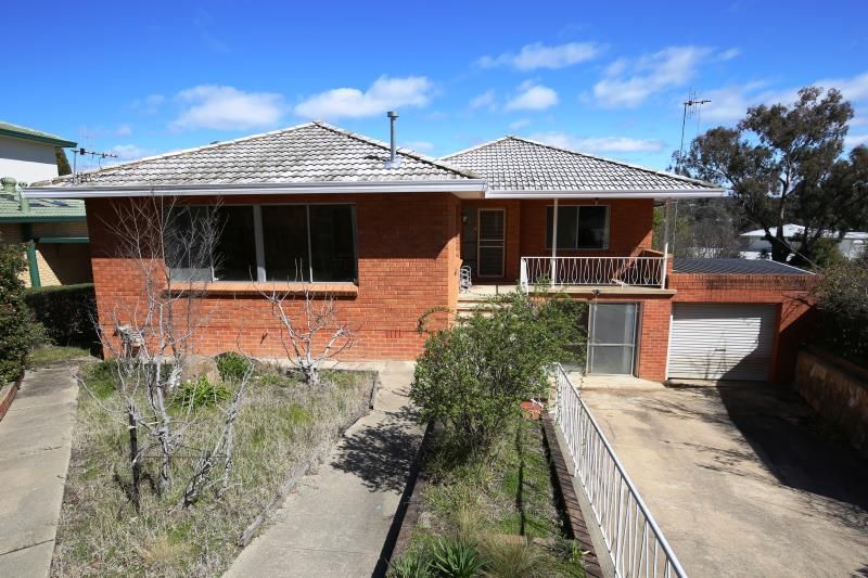 35 Ainsworth Street, Mawson ACT 2607, Image 1