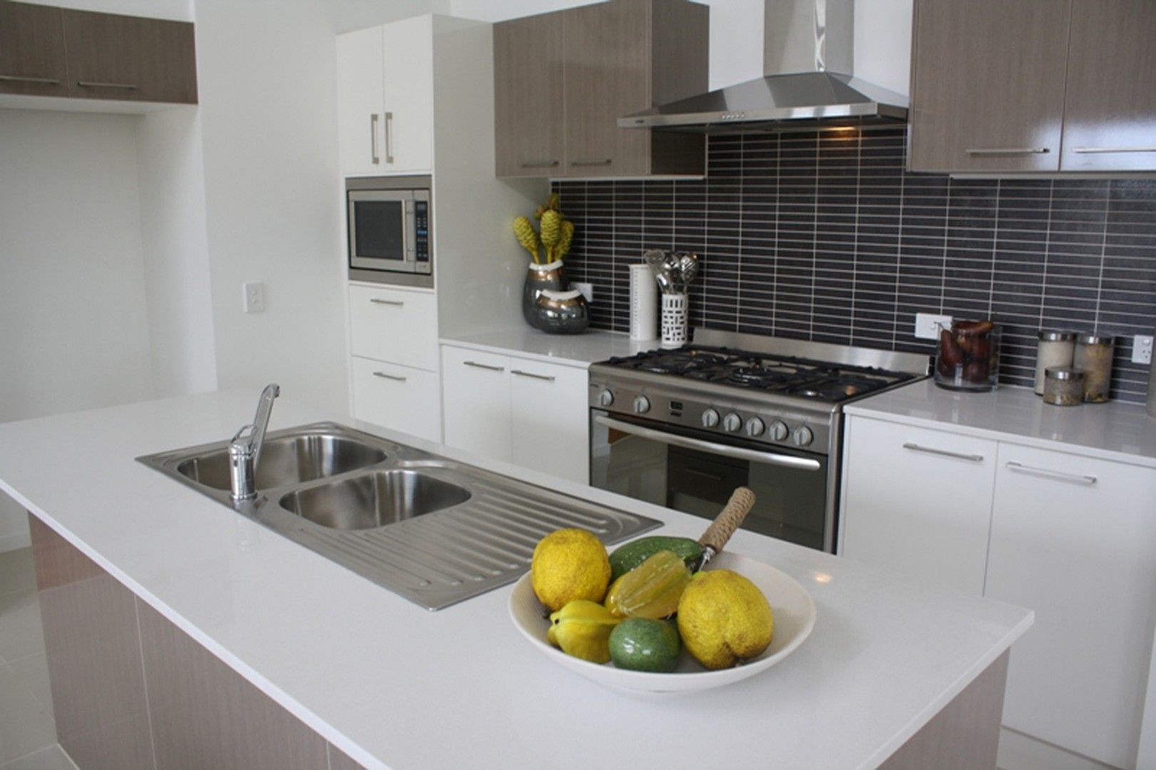 Point Vernon QLD 4655 3 beds house for Sale, 630,000 2018224300