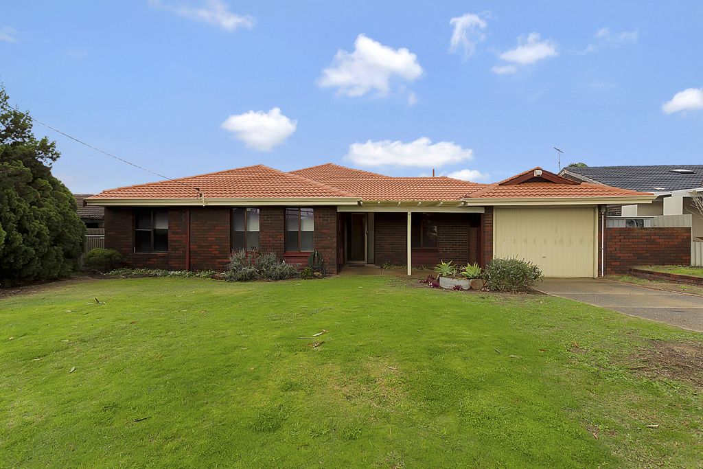 12 Alidade Way, Beldon WA 6027, Image 1