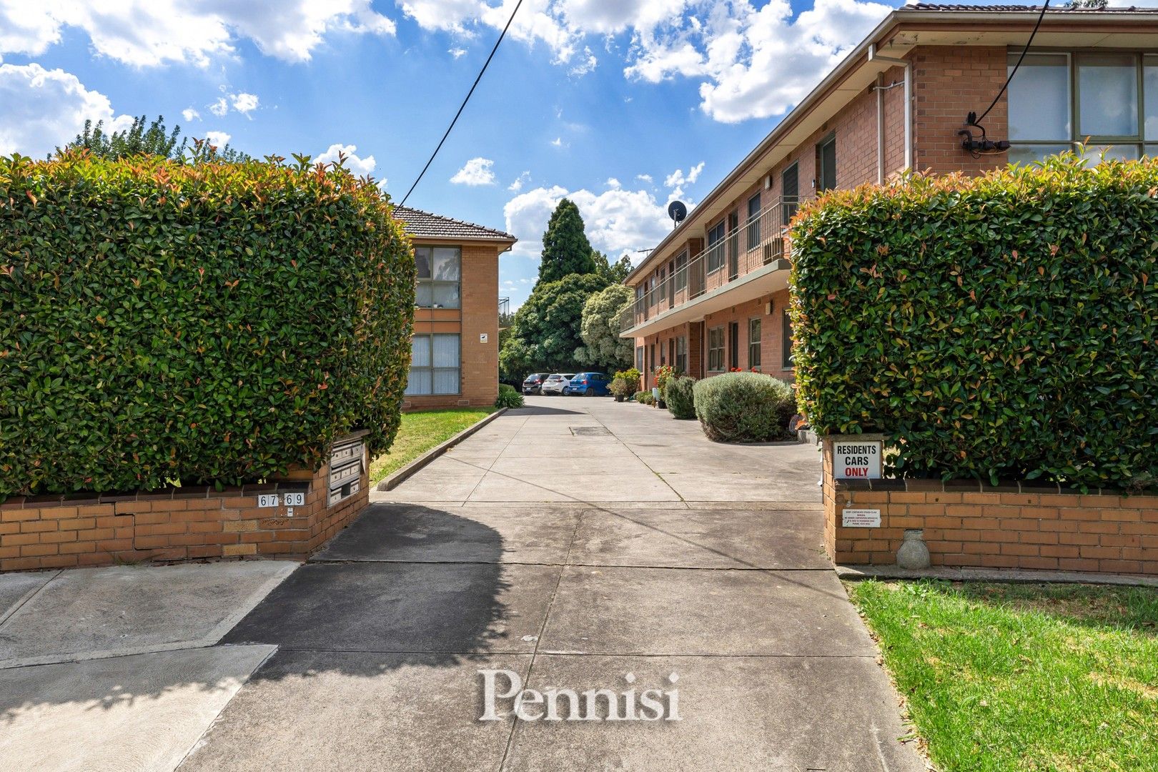 1 bedrooms House in 4/67 Delhi Court TRAVANCORE VIC, 3032