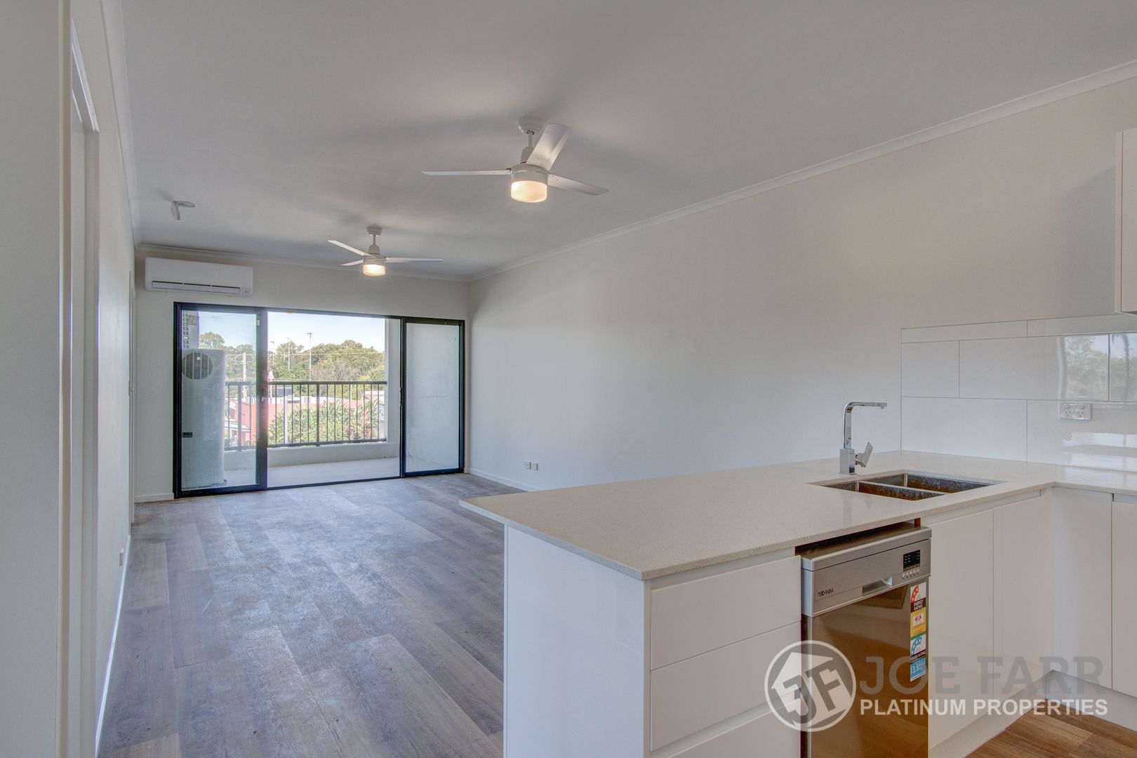 12/122 River Hills Road, Eagleby QLD 4207, Image 2