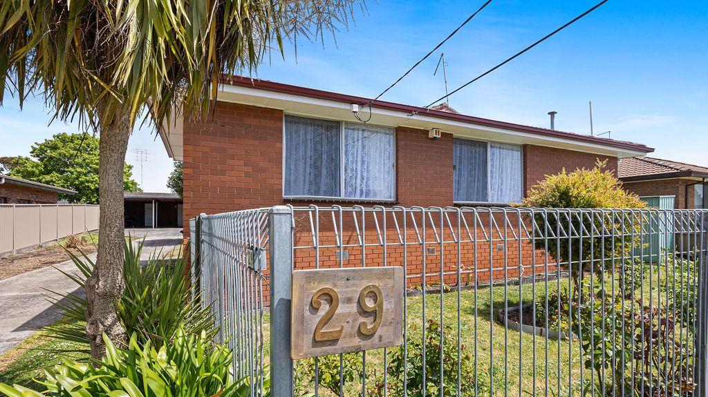 1/29 Carpenter Street, Wendouree VIC 3355, Image 1