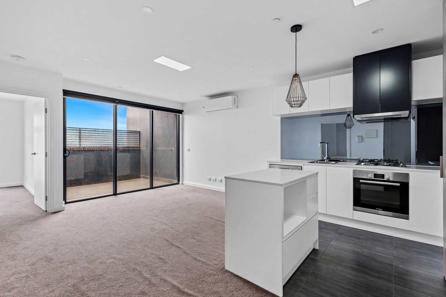 202/184 The Esplanade, Caroline Springs VIC 3023, Image 1