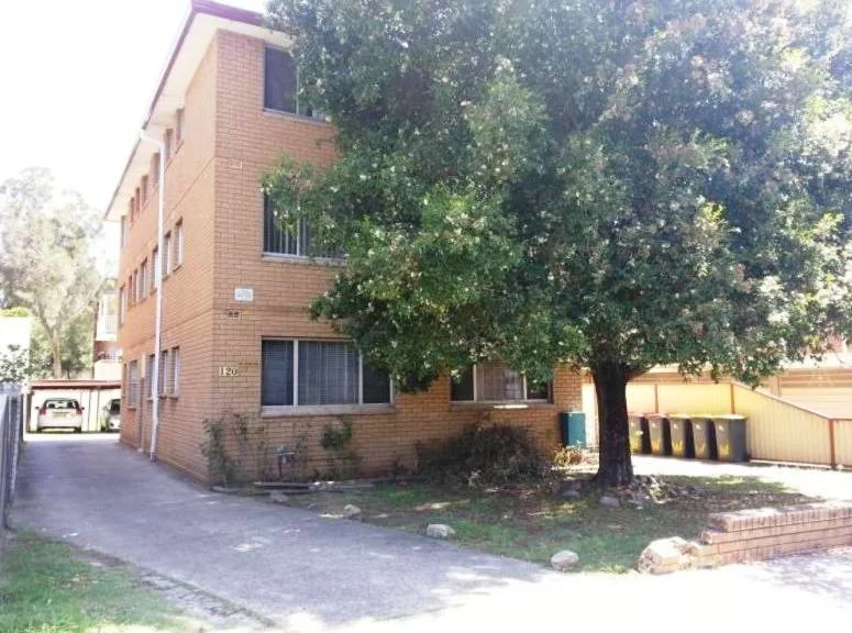 6/120 Moore Street, Liverpool NSW 2170