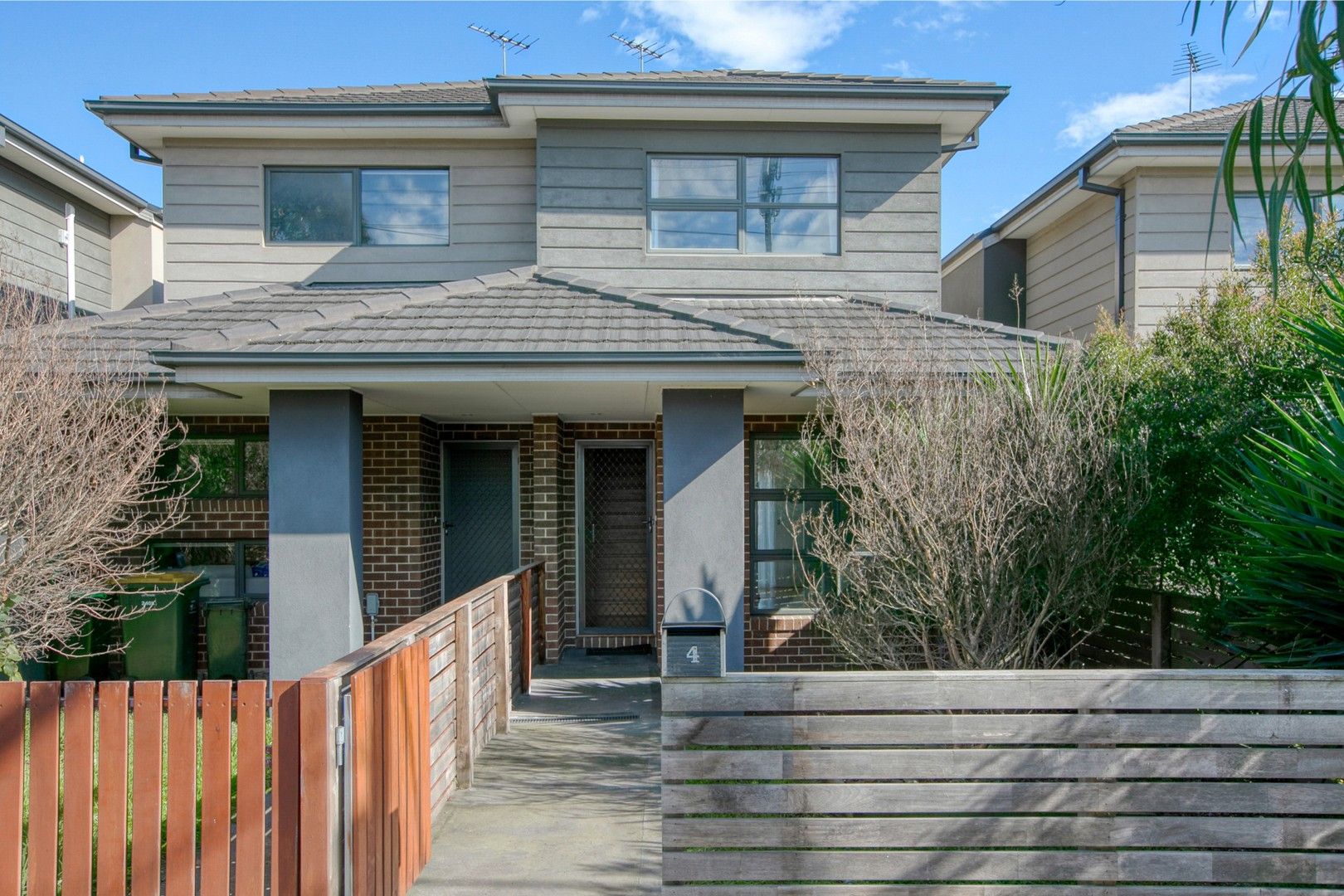 2 bedrooms House in 4/977-979 High Street RESERVOIR VIC, 3073