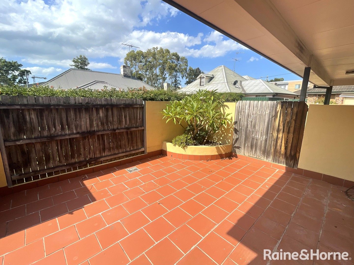 3 bedrooms House in 5/8-10 Sainsbury Street ST MARYS NSW, 2760