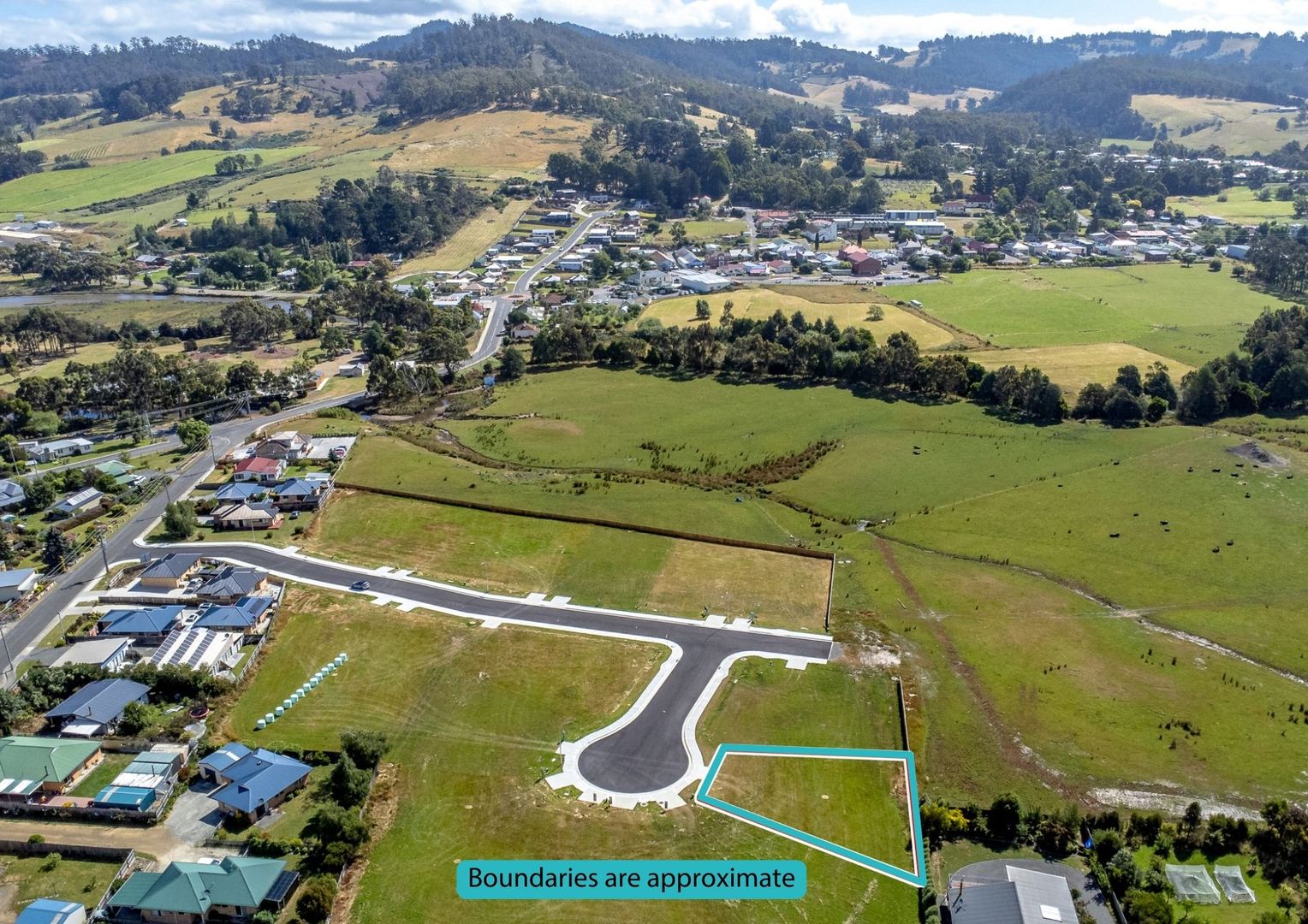 3 Theldan Court, Property History & Address Research Domain