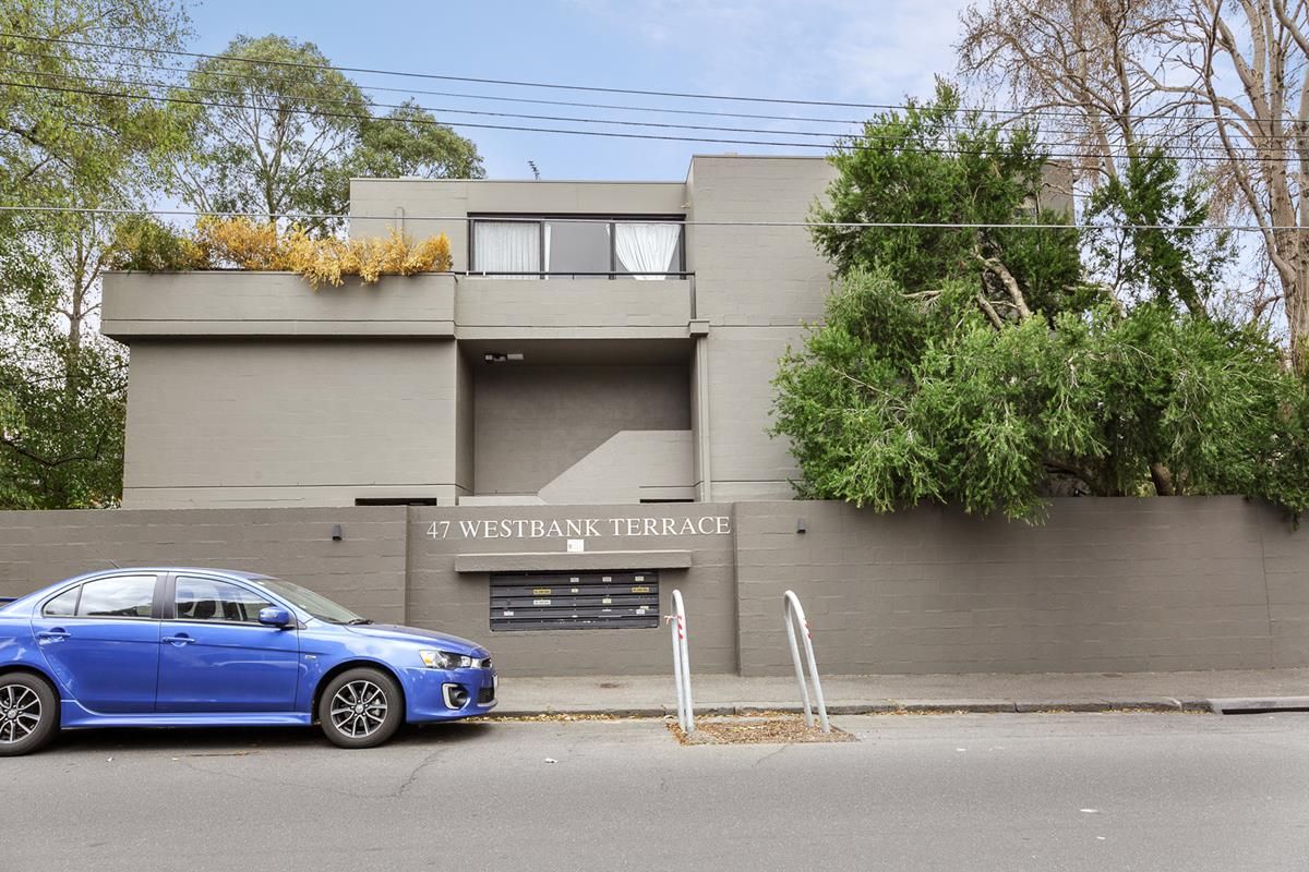 2 bedrooms Apartment / Unit / Flat in 15/47 Westbank Terrace RICHMOND VIC, 3121
