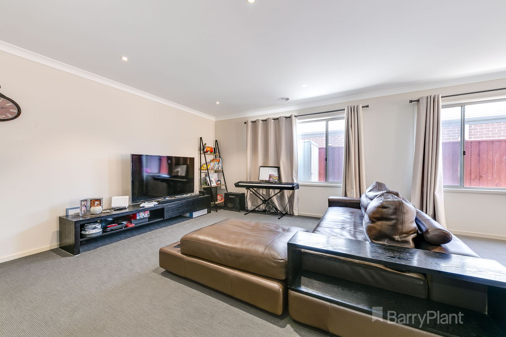 2 Avebury Place, Officer VIC 3809, Image 1