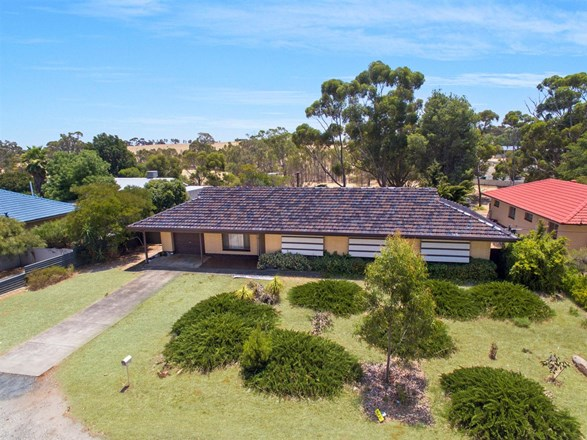 299 Barossa Valley Way, Concordia SA 5118