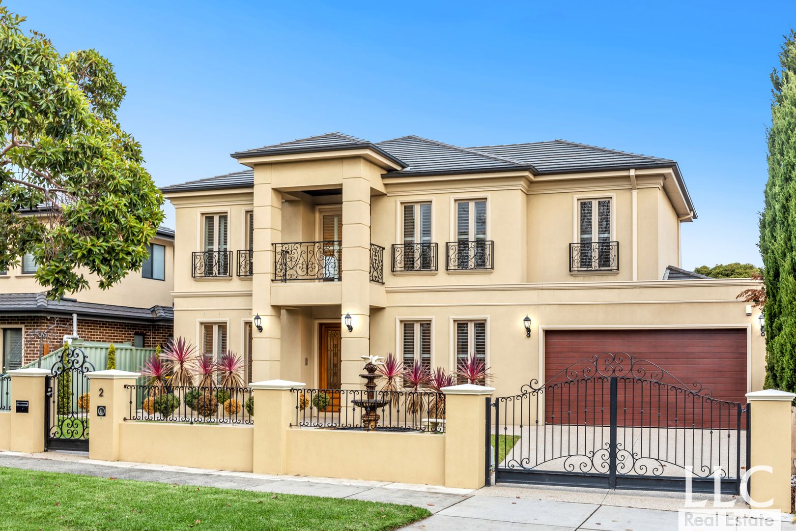 2 Kirstina Road, Glen Waverley VIC 3150, Image 2