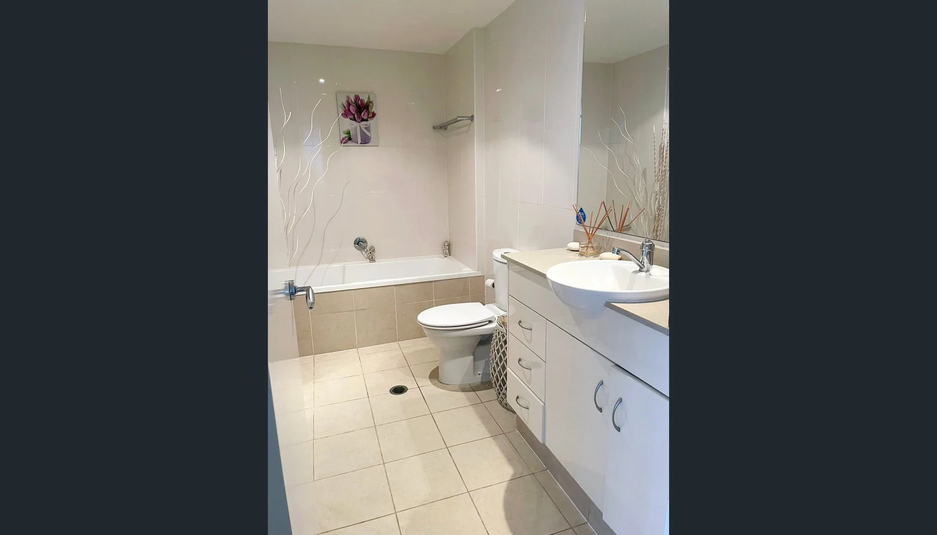 Additional image 8 of 2304/1 Como Crescent, Southport QLD 4215