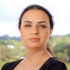 Jasmine Sandhu, Property manager
