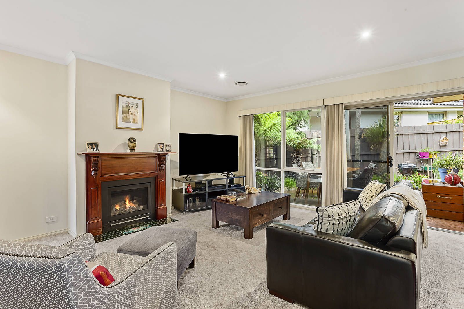 3/2 Flowerdale Road, Hampton East VIC 3188, Image 1