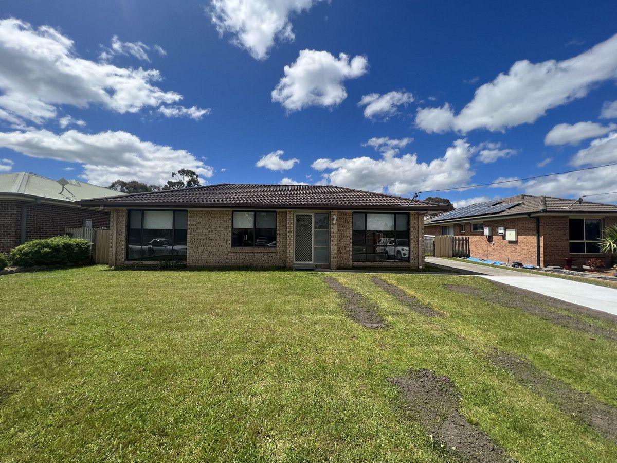 5 Collins Street, Marulan NSW 2579, Image 0