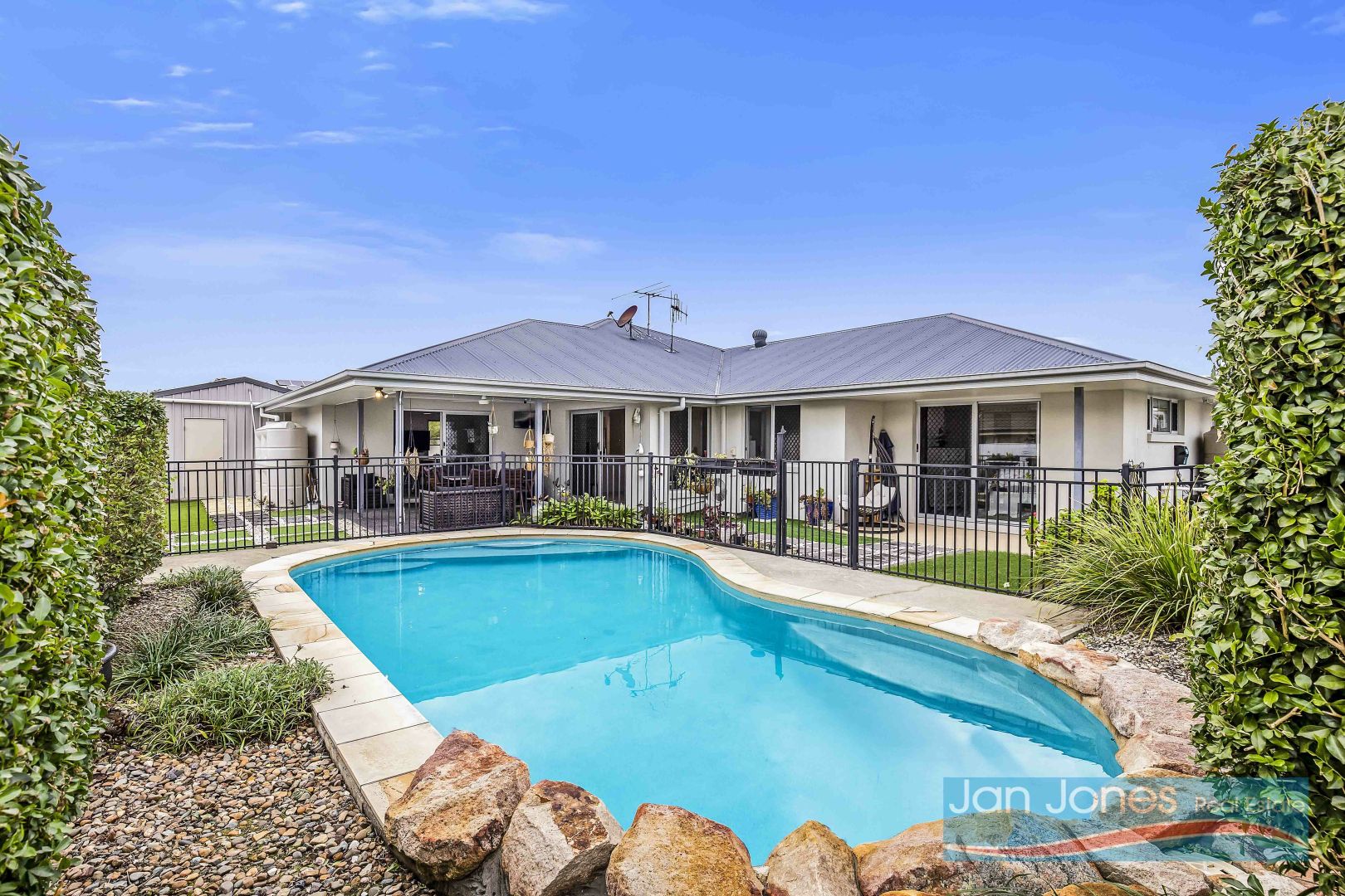 25 Allister Cres, Rothwell QLD 4022, Image 1
