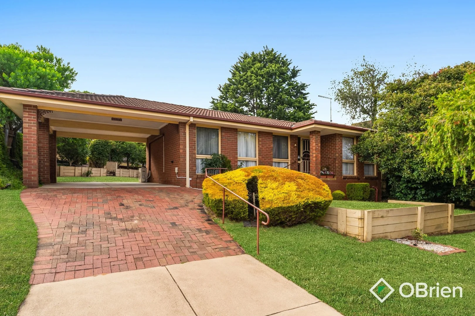 10 Lalina Close, Frankston VIC 3199