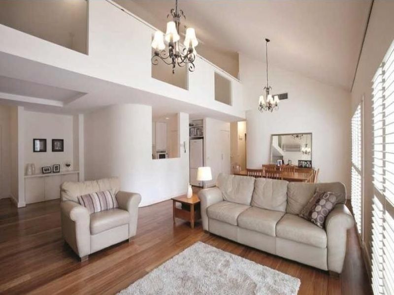 3 bedrooms Apartment / Unit / Flat in 43/201 Wellington Parade South EAST MELBOURNE VIC, 3002