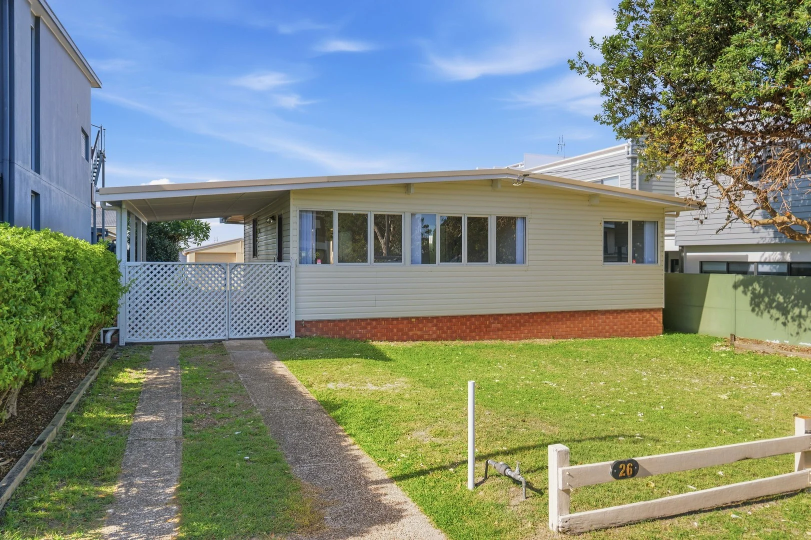 26 Soldiers Point Drive, Norah Head NSW 2263