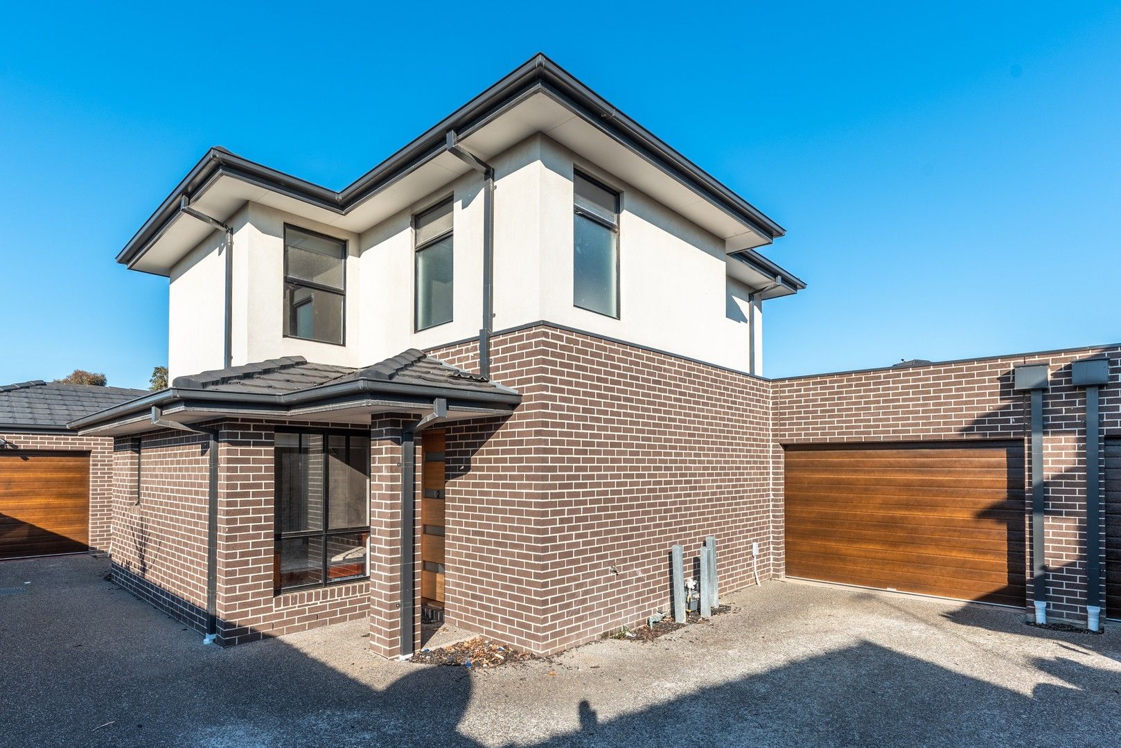 3 bedrooms Apartment / Unit / Flat in 2/17 Armstrong Street LAVERTON VIC, 3028