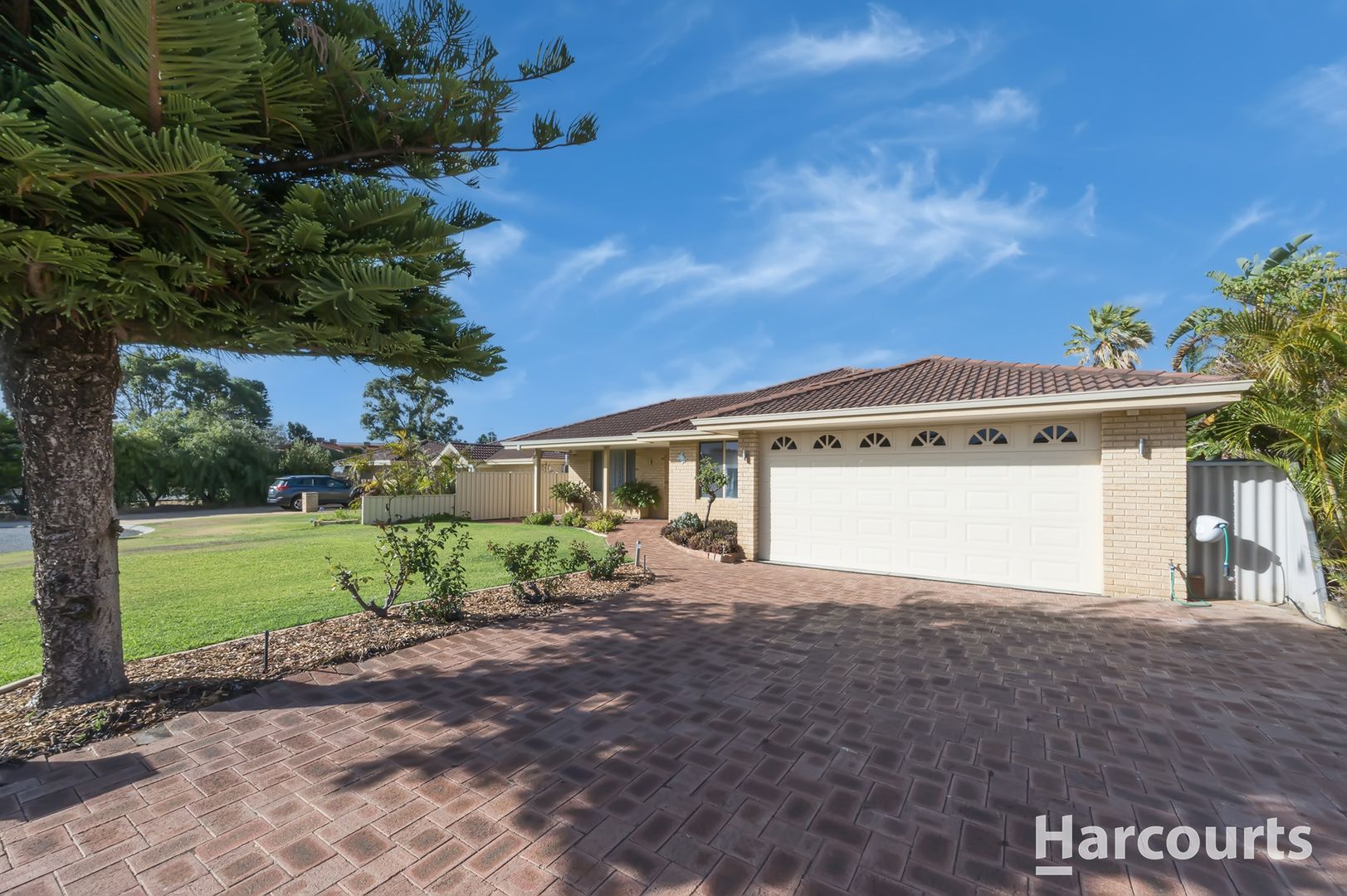 6 Alfred Place, Ocean Reef WA 6027 House For Rent 950 Domain