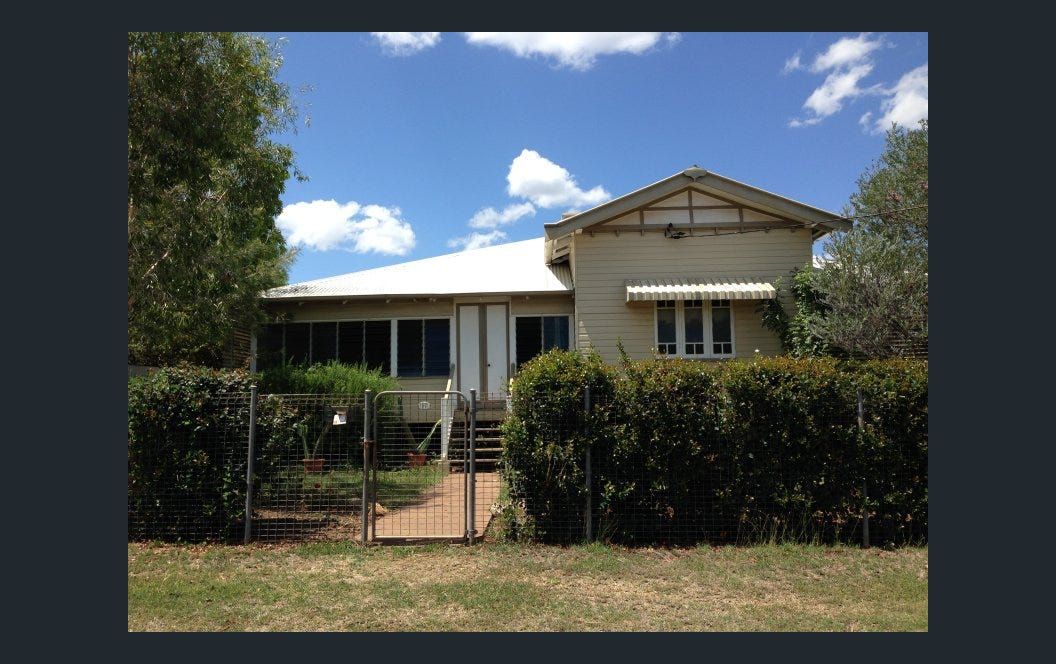 17 Sirius, Clermont QLD 4721, Image 0