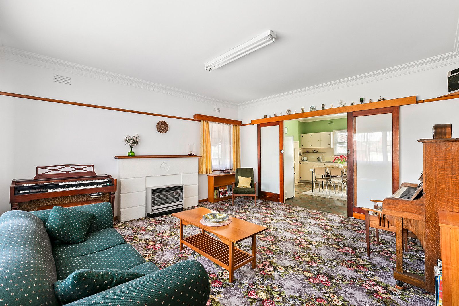 16 Bradley Avenue, Thornbury VIC 3071, Image 1