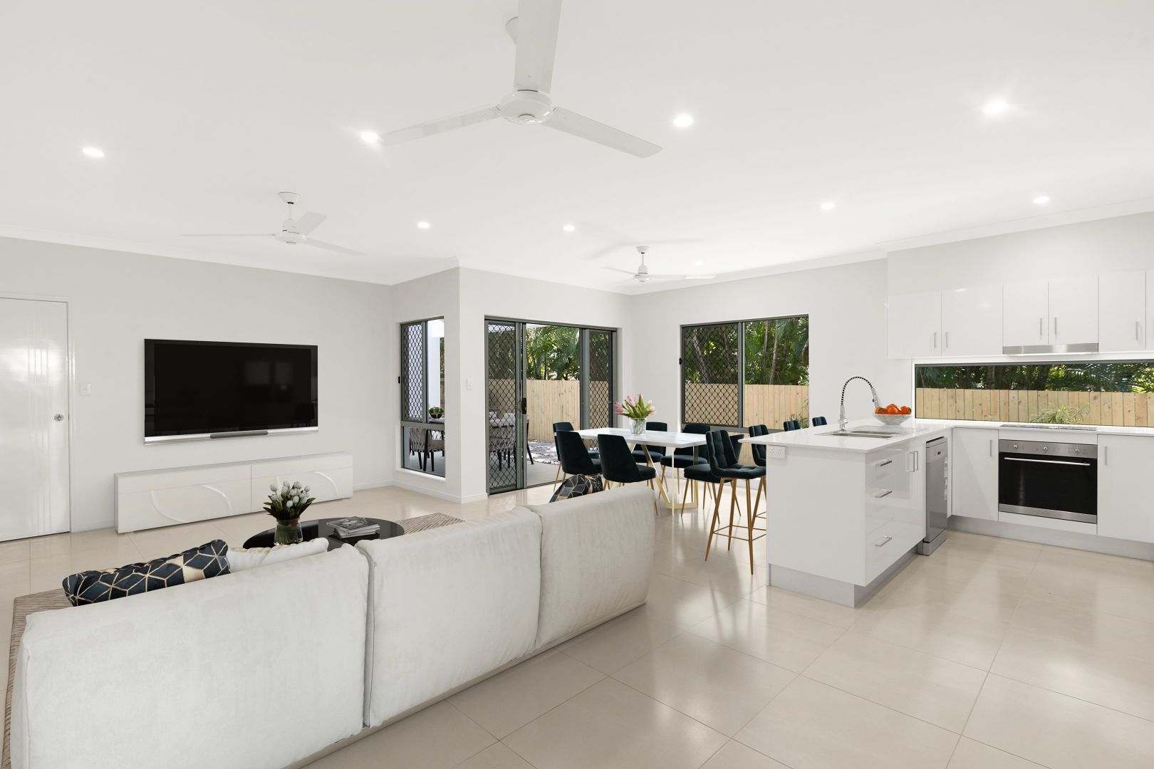 17A Satellite Street, Clifton Beach QLD 4879, Image 2