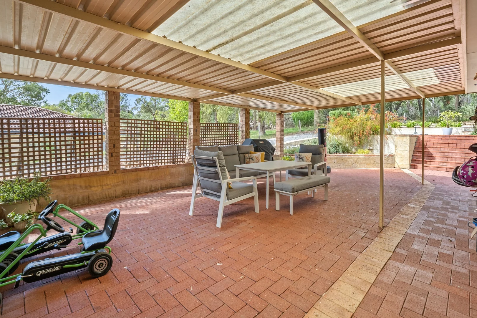 Additional image 3 of 54 Silversmith Street, Wellard WA 6170