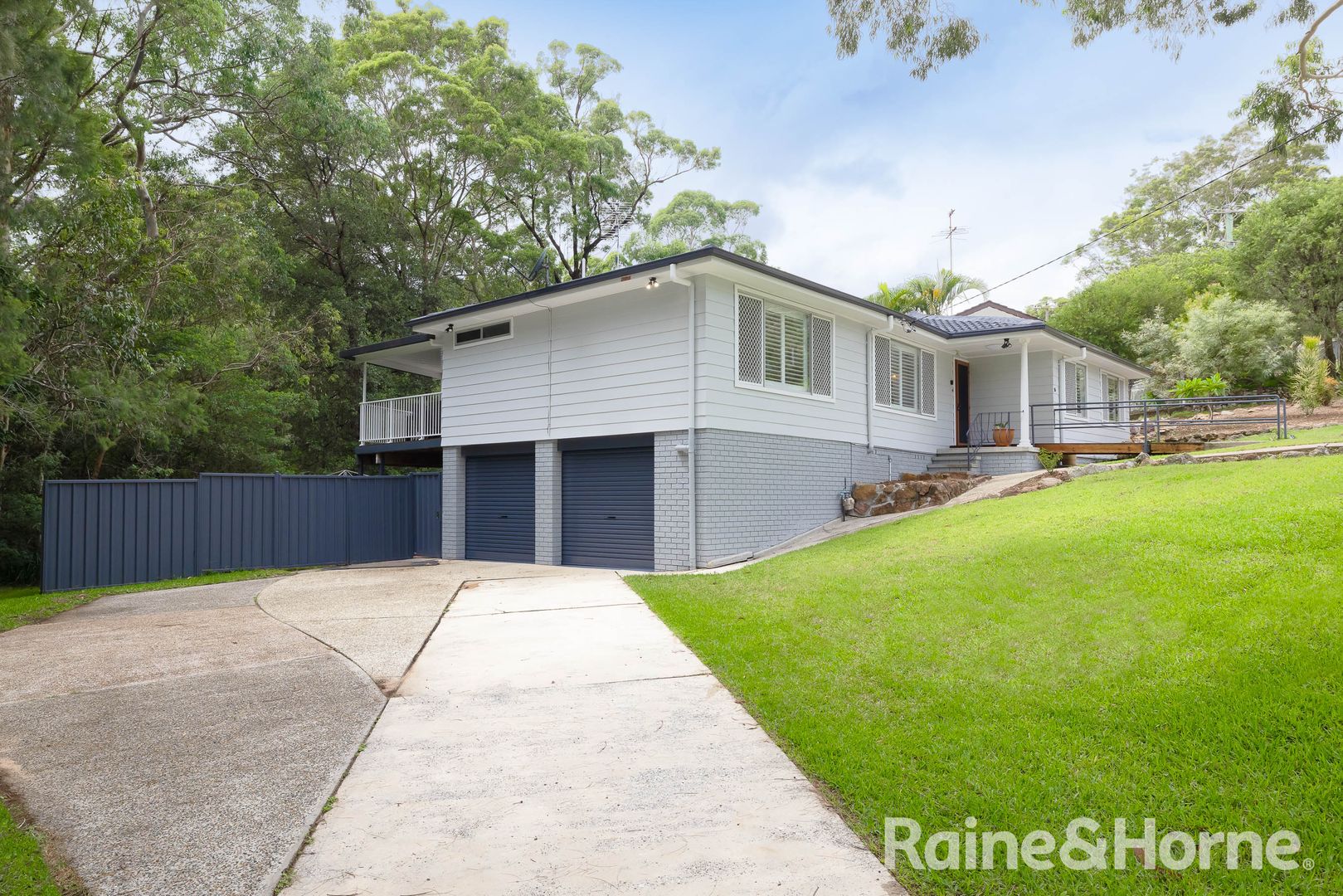 16 Hasluck Drive, Rankin Park NSW 2287, Image 1