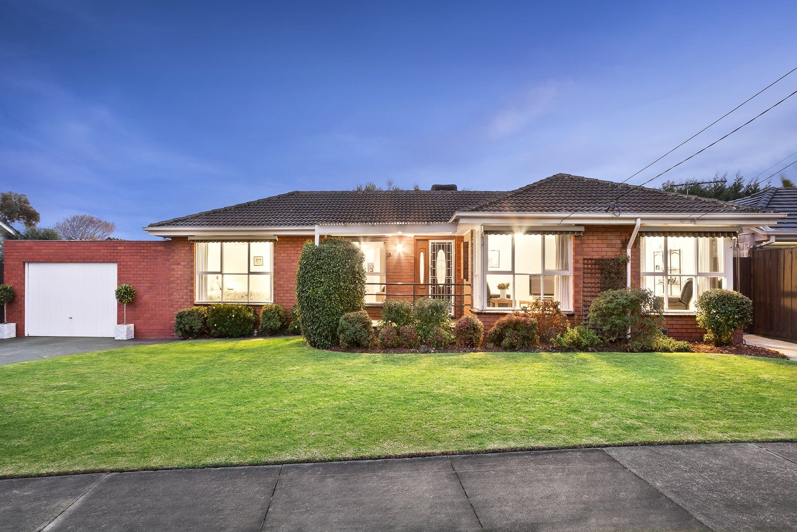 4 Marjorie Avenue, Dingley Village VIC 3172, Image 0