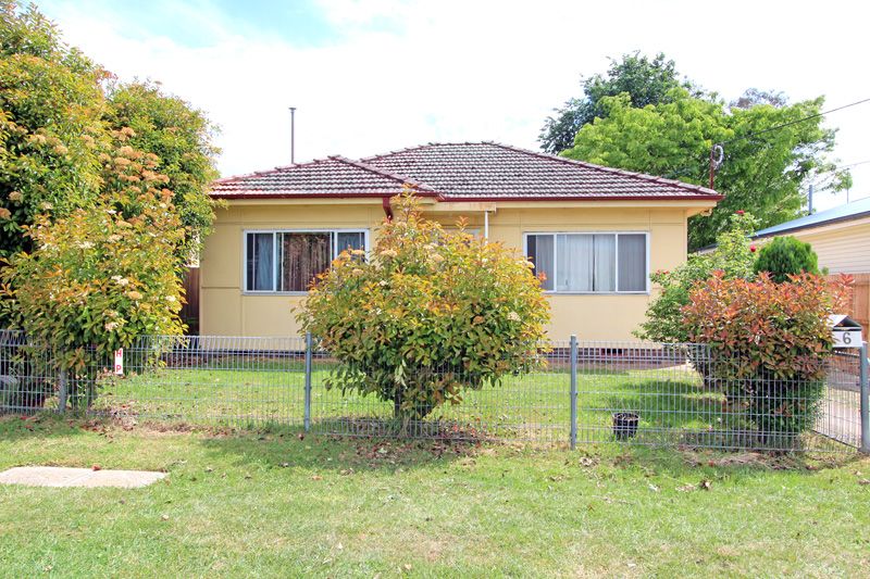 6 Suttor Road, Moss Vale NSW 2577, Image 1
