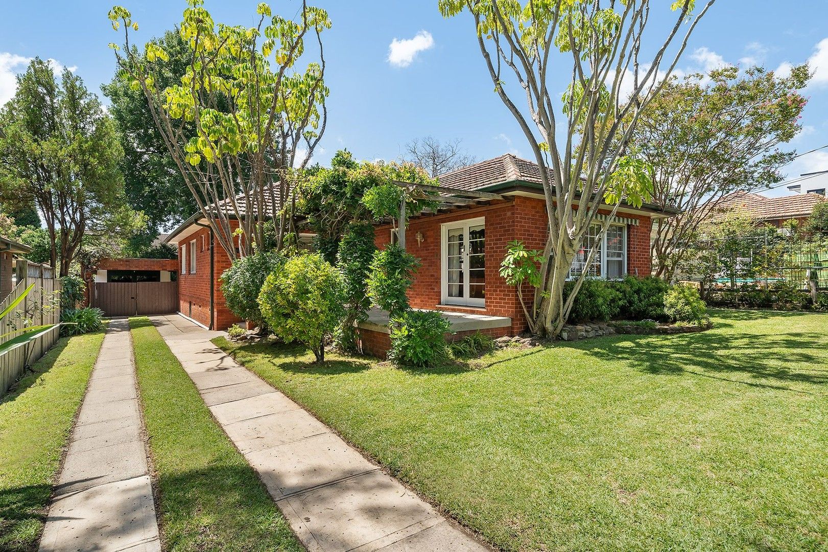 3 bedrooms House in 26 Edenlee Street EPPING NSW, 2121