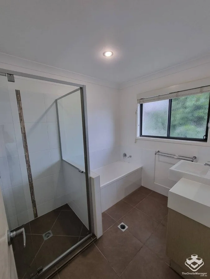 Additional image 12 of Calamvale QLD 4116