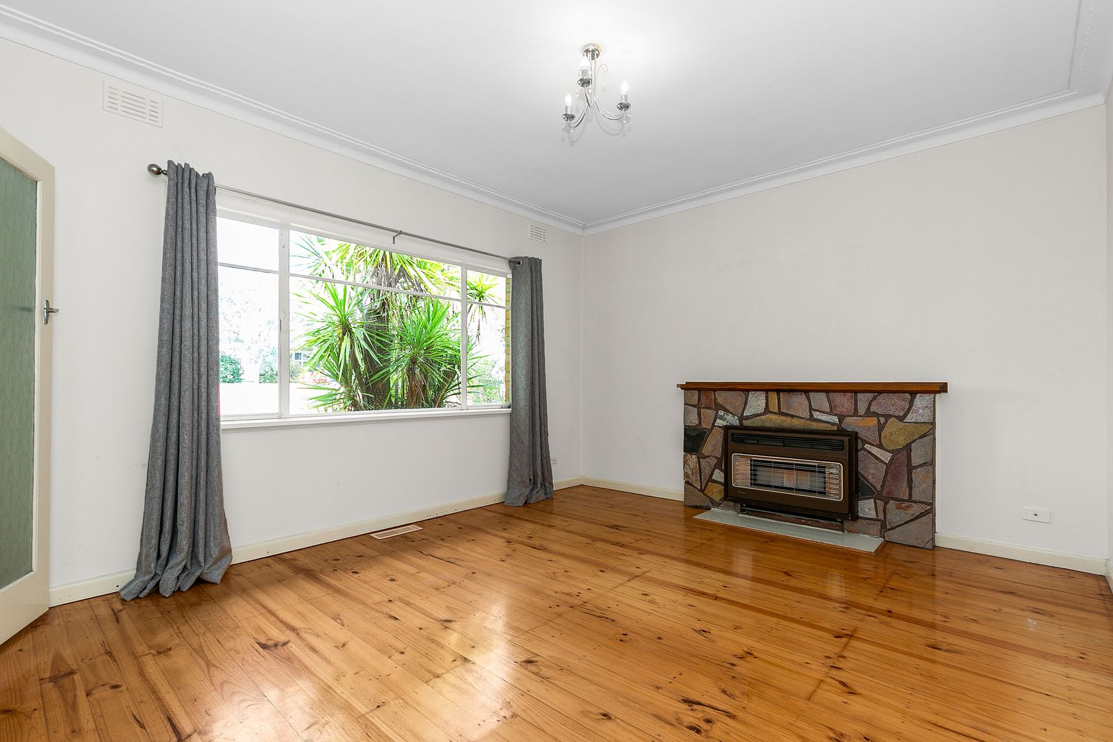 8 Cherry Orchard Rise, Box Hill North VIC 3129, Image 1
