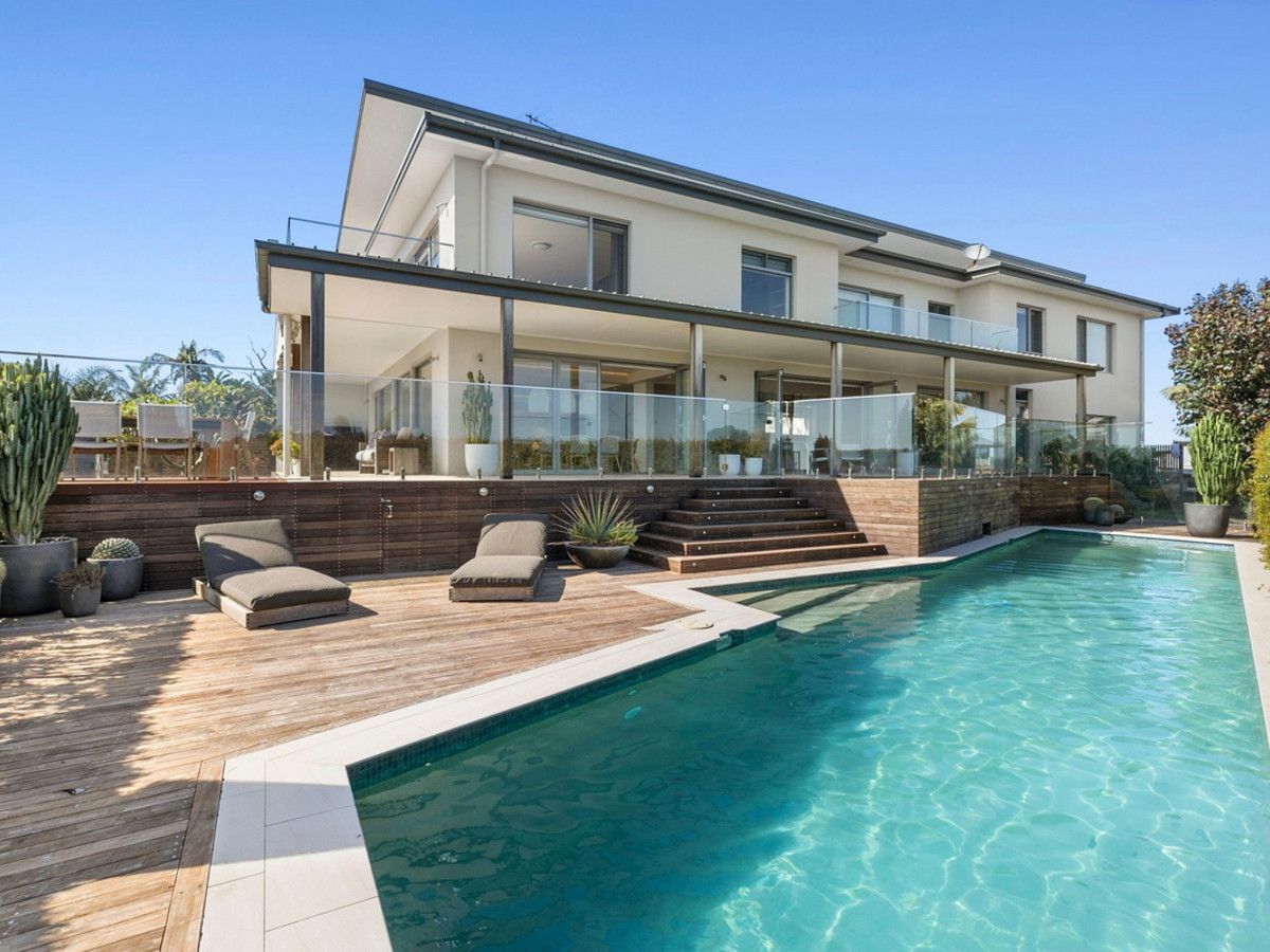 4 bedrooms House in 62 Bungan Head Road NEWPORT NSW, 2106