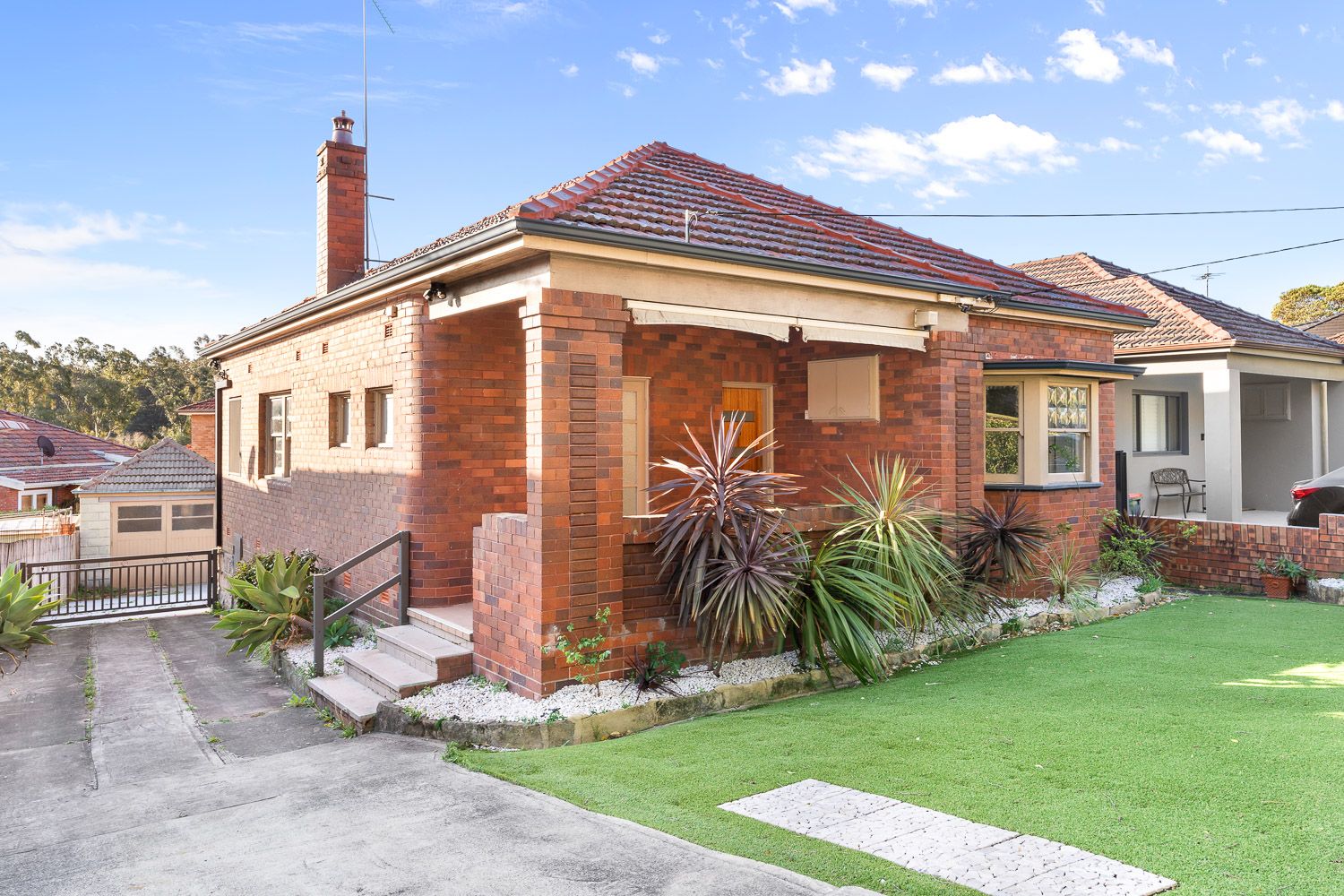 3 bedrooms House in 48 Darley Road BARDWELL PARK NSW, 2207