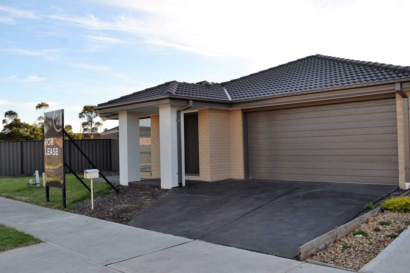 74 Pinnacle Drive, Pakenham VIC 3810, Image 0