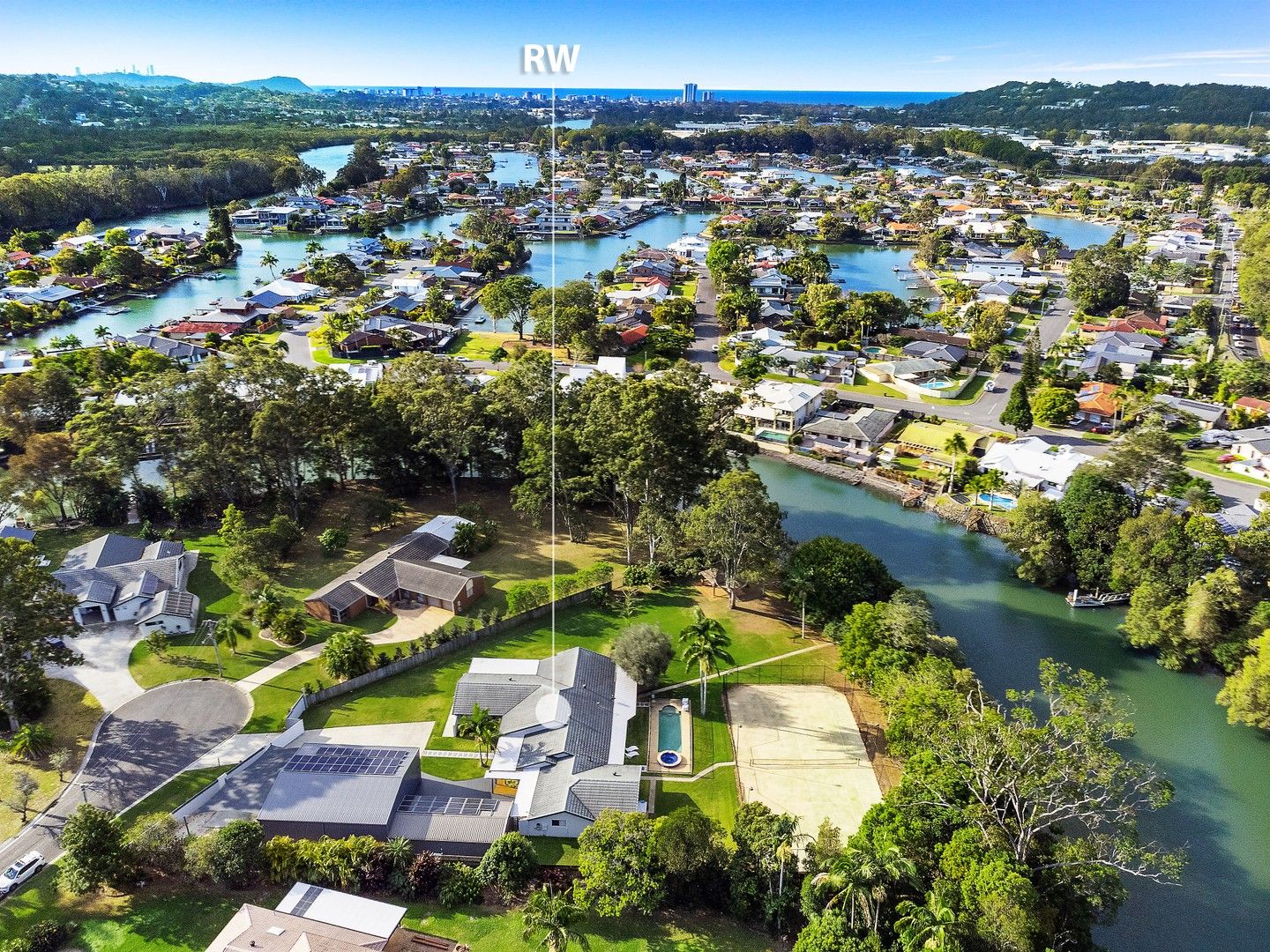 9 Jutland Place, Currumbin Waters QLD 4223, Image 0