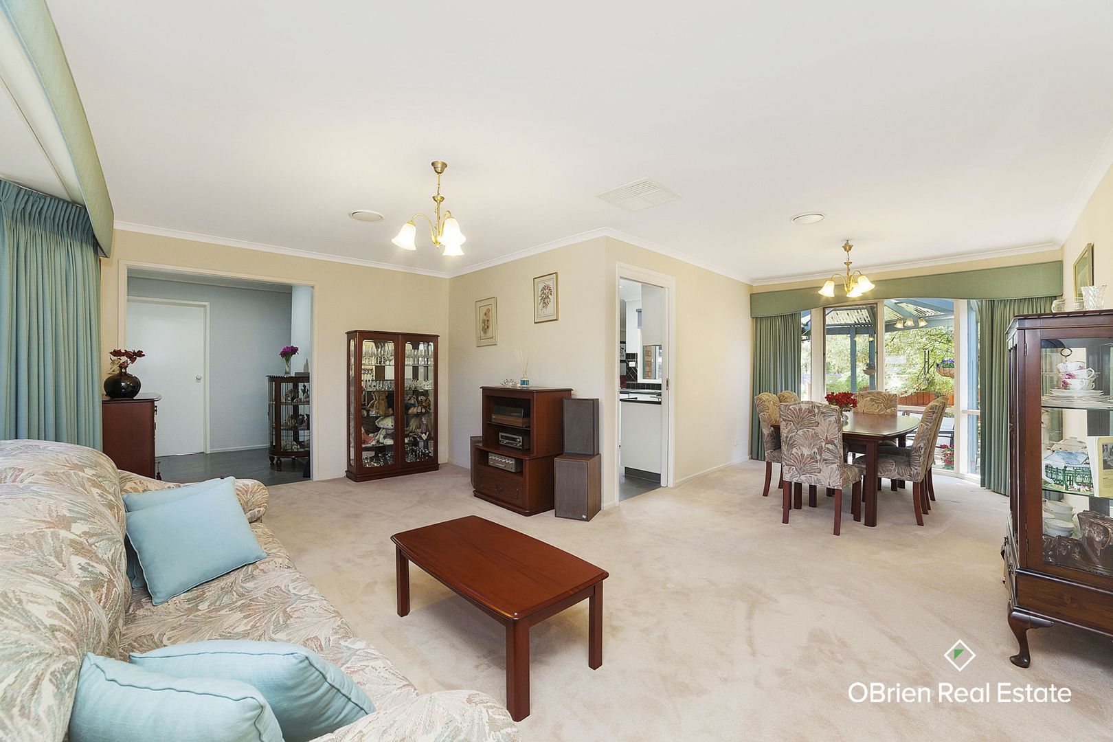 43 Watermoor Avenue, Kilsyth South VIC 3137, Image 2