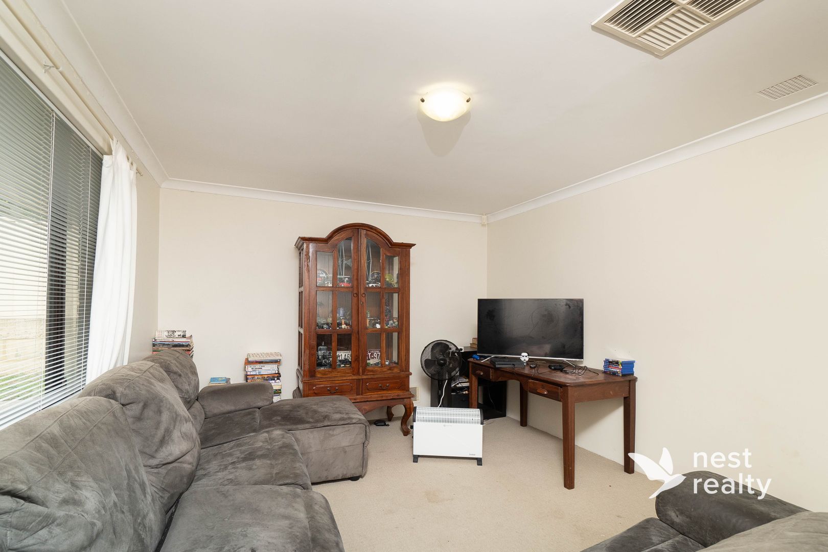 11 Gould Place, Parmelia WA 6167, Image 2