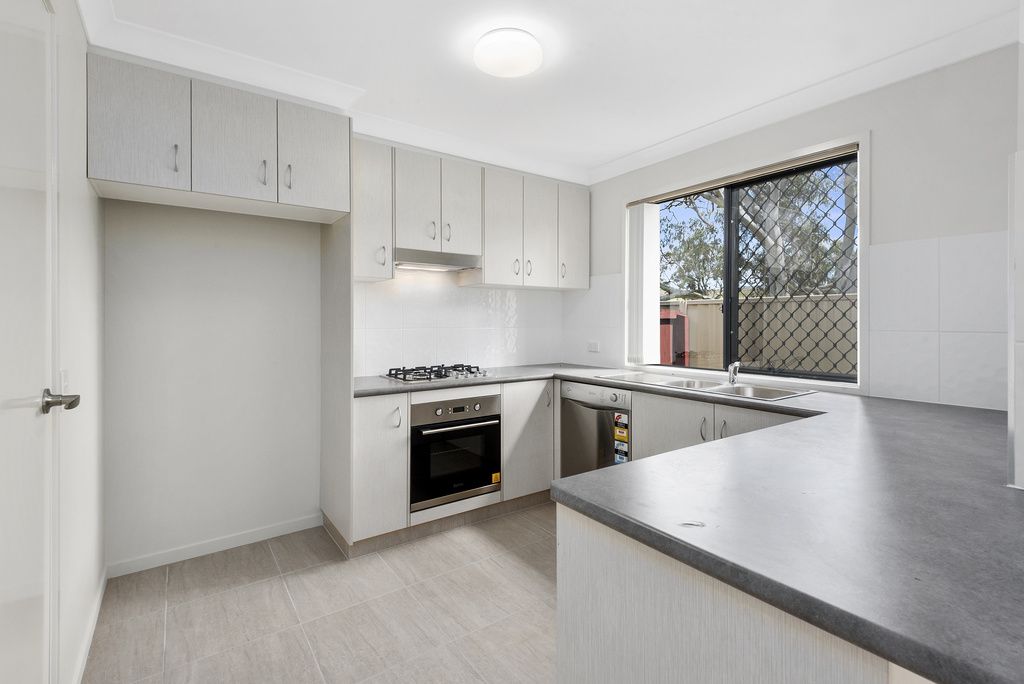 Units 1 & 2/11 Lexi Street, Glenvale QLD 4350, Image 2