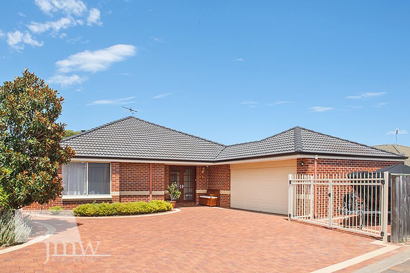12 Seattle Court, QUINDALUP WA 6281, Image 0