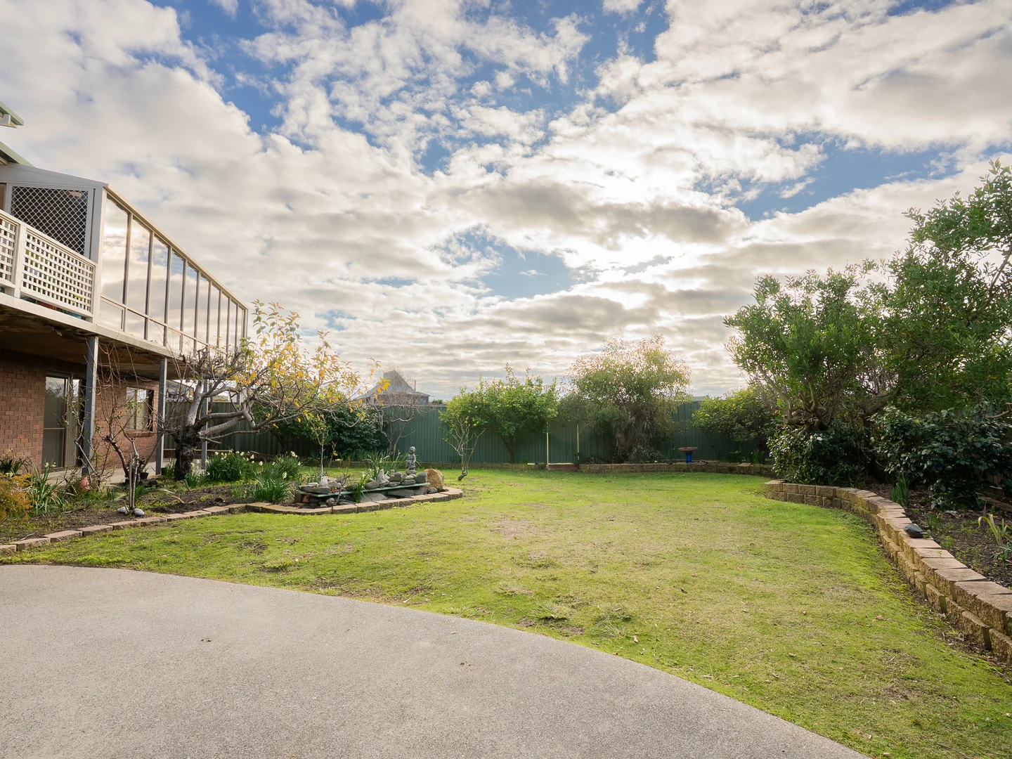 Image 25