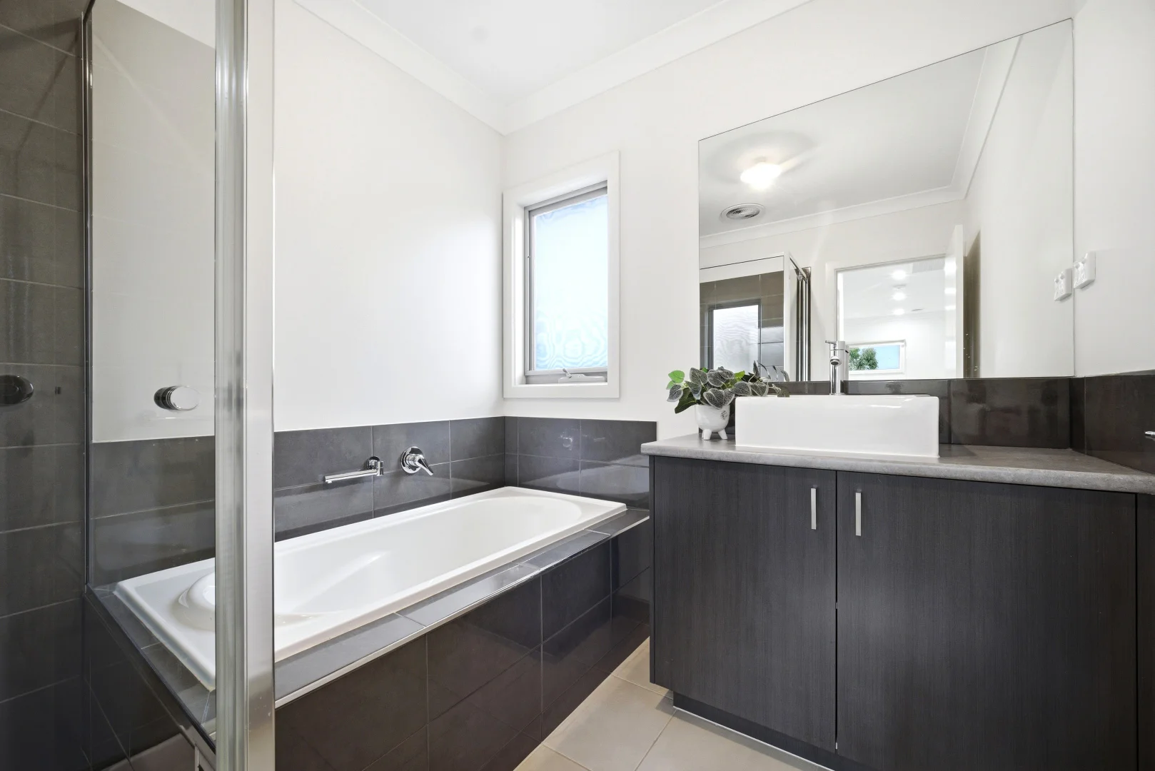 Additional image 12 of 24a Biscay Grove, Lyndhurst VIC 3975