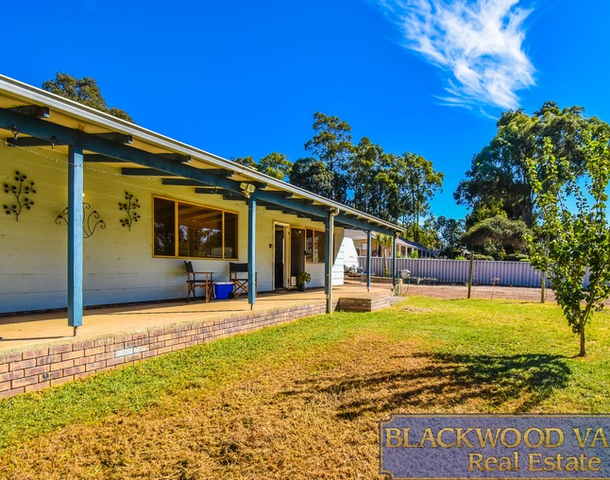 30 Warner Street, Hester WA 6255