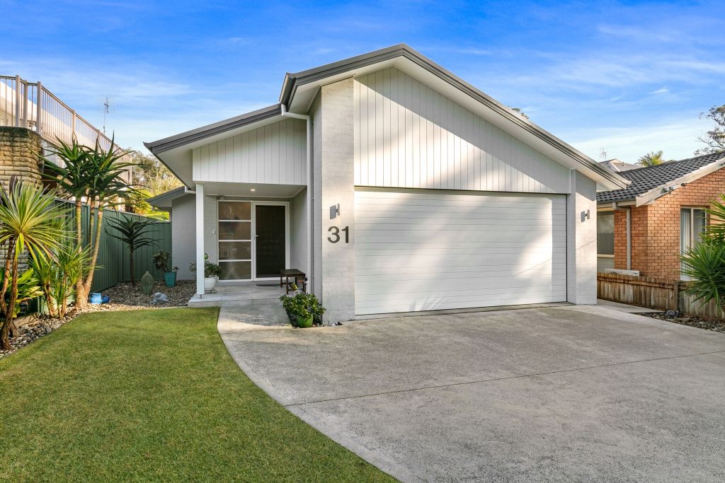 3 bedrooms House in 31 Kuburra Road ERINA NSW, 2250