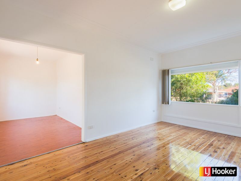 5 Avon Street, Canley Heights NSW 2166, Image 2