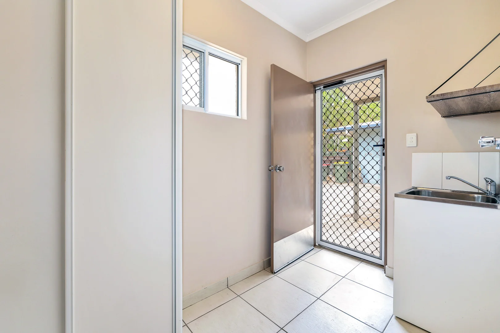 Additional image 14 of 1/7 Priore Court, Moulden NT 0830