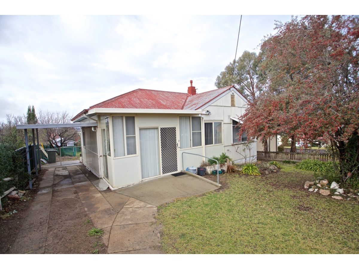 14 Veness Street, West Bathurst NSW 2795, Image 0